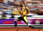 球友会关于法网季后赛激情夜！爱德华兹里突外投，圣安东尼奥马刺险胜洛杉矶湖人的信息